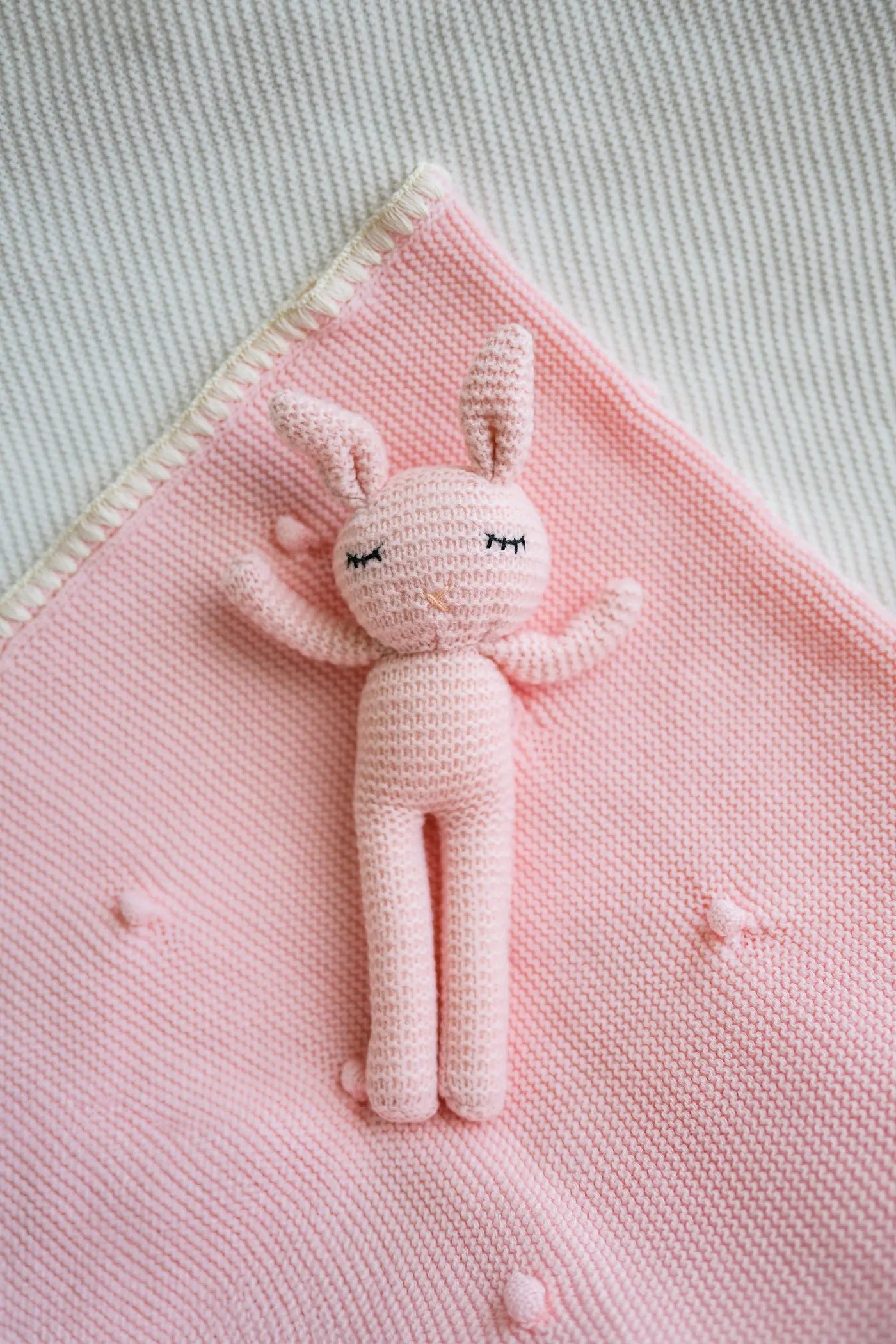 Snuggle Bunny Collection Wintys Wish